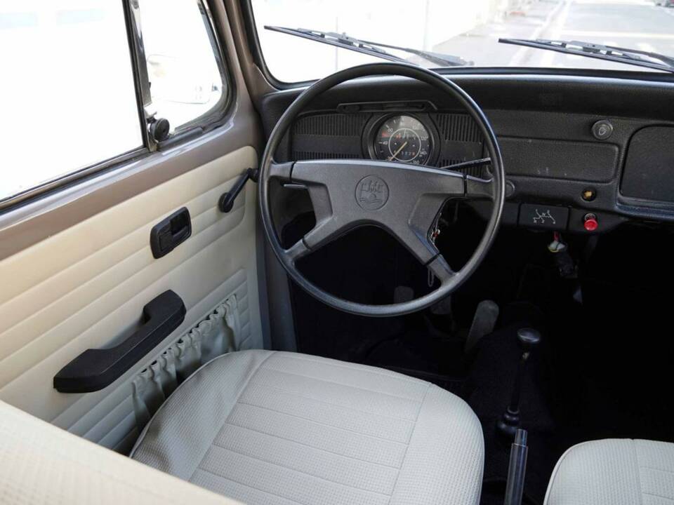 Bild 14/19 von Volkswagen Beetle 1200 L (1980)