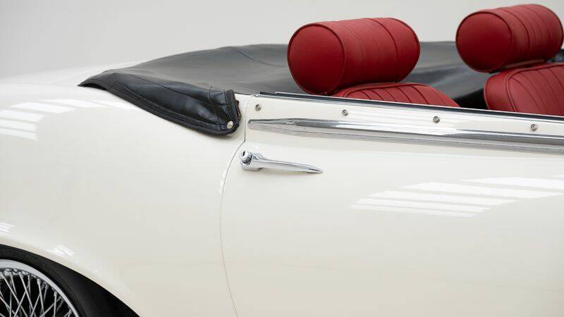 Image 14/15 de Jaguar Type E V12 (1973)