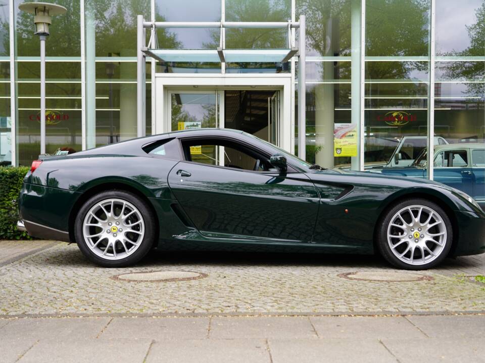 Immagine 3/10 di Ferrari 599 GTB Fiorano (2008)