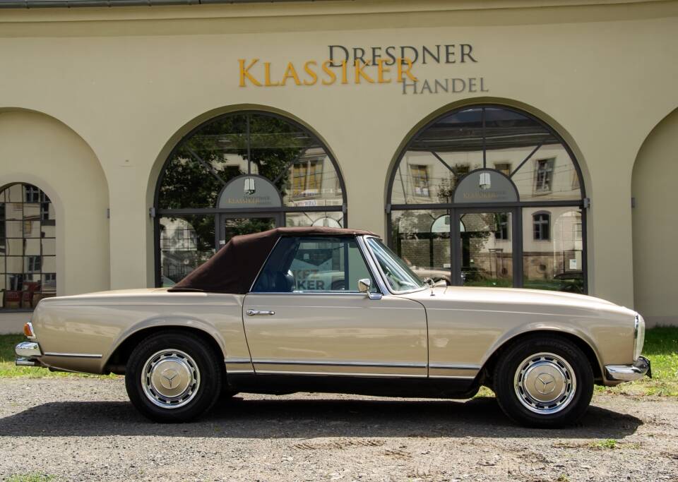 Image 33/56 de Mercedes-Benz 280 SL (1970)