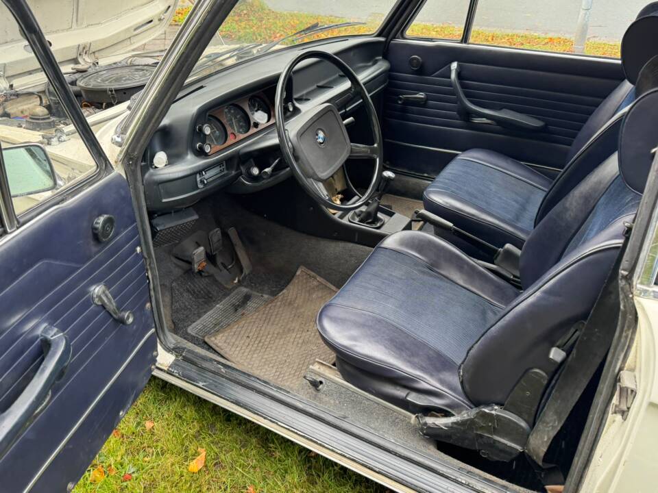Bild 4/17 von BMW 1502 (1976)