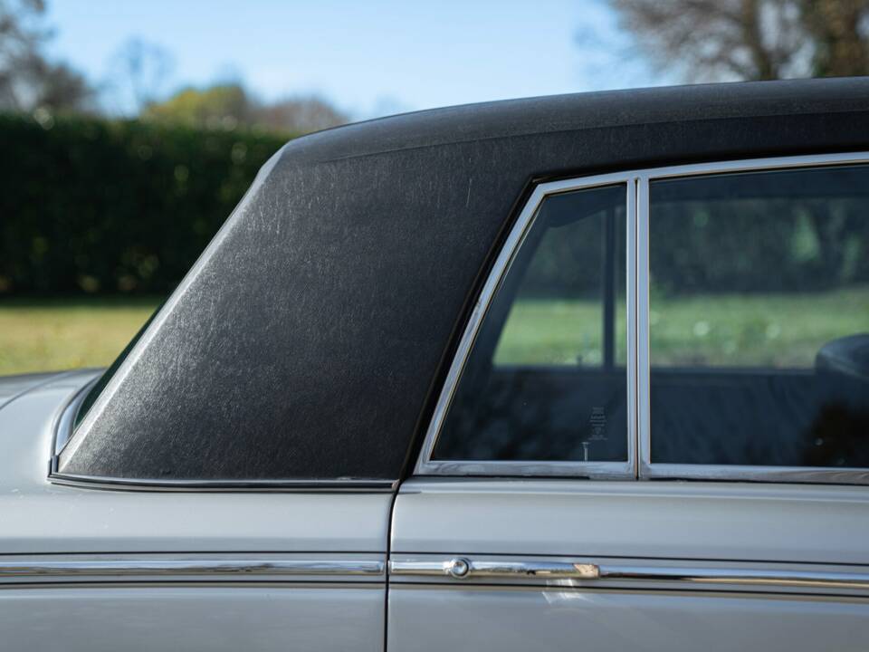 Afbeelding 23/50 van Bentley T 1 (1975)