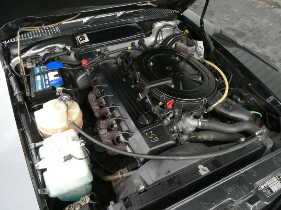 Immagine 18/24 di Mercedes-Benz 300 SL (1986)