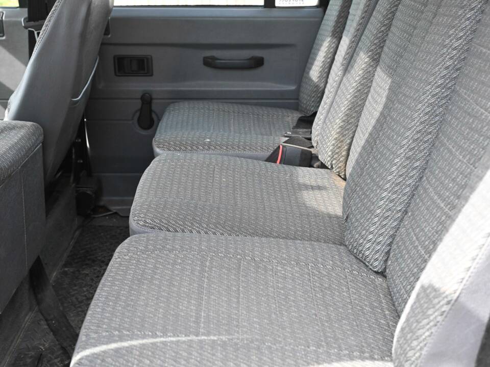 Image 32/50 of Land Rover Defender 110 300Tdi (1998)