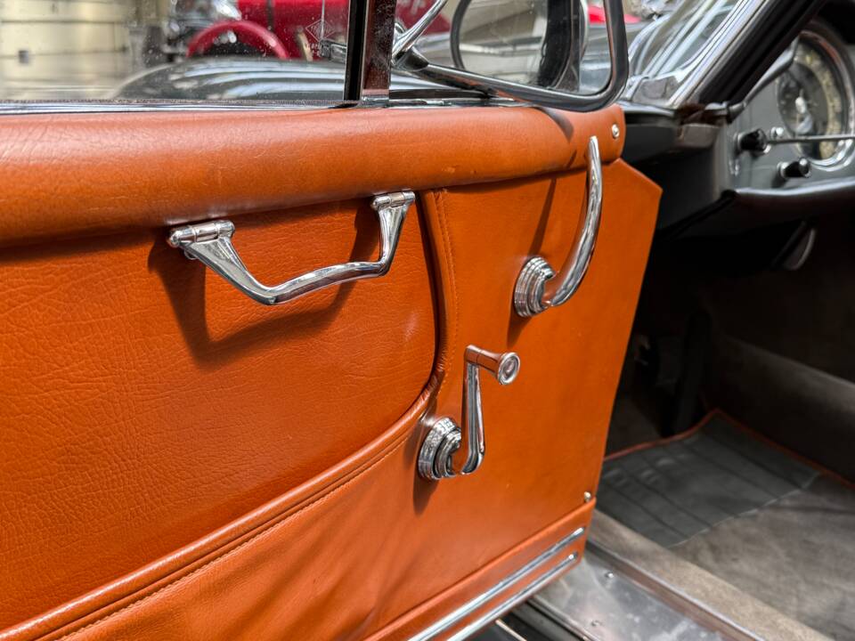 Bild 8/33 von Lancia Aurelia B24 Convertibile (1958)