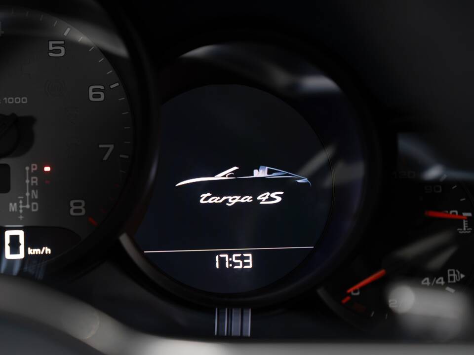Image 34/37 of Porsche 911 Targa 4S (2016)