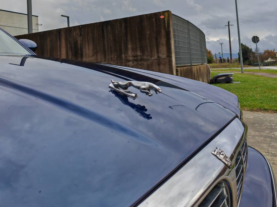 Bild 16/50 von Jaguar XJ 8 3.5 (2003)