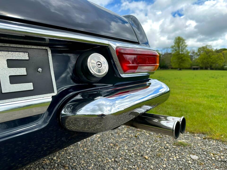 Image 23/55 of Mercedes-Benz 230 SL (1967)