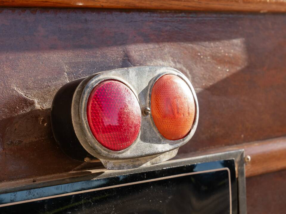Image 18/50 of FIAT 500 A Topolino Giardiniera (1949)