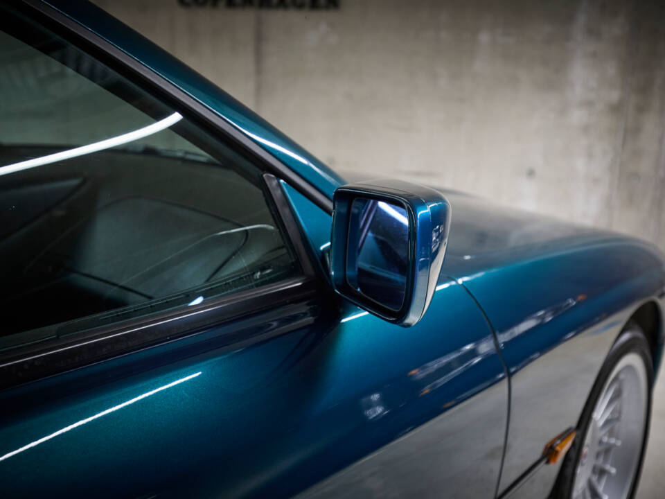 Image 20/81 de BMW 850i (1991)