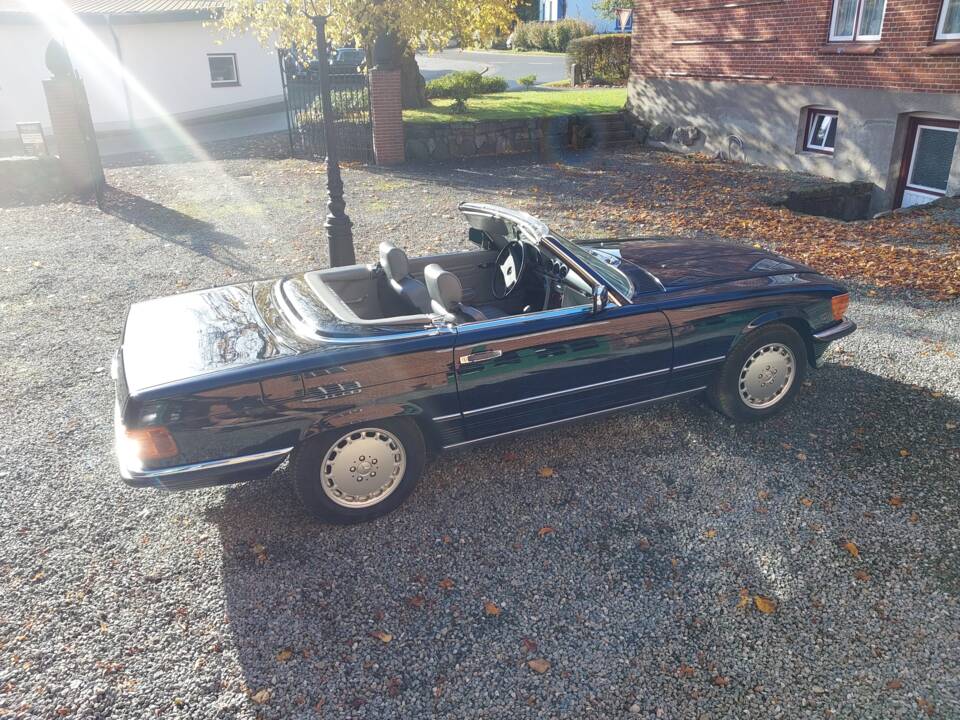 Imagen 5/15 de Mercedes-Benz 300 SL (1987)