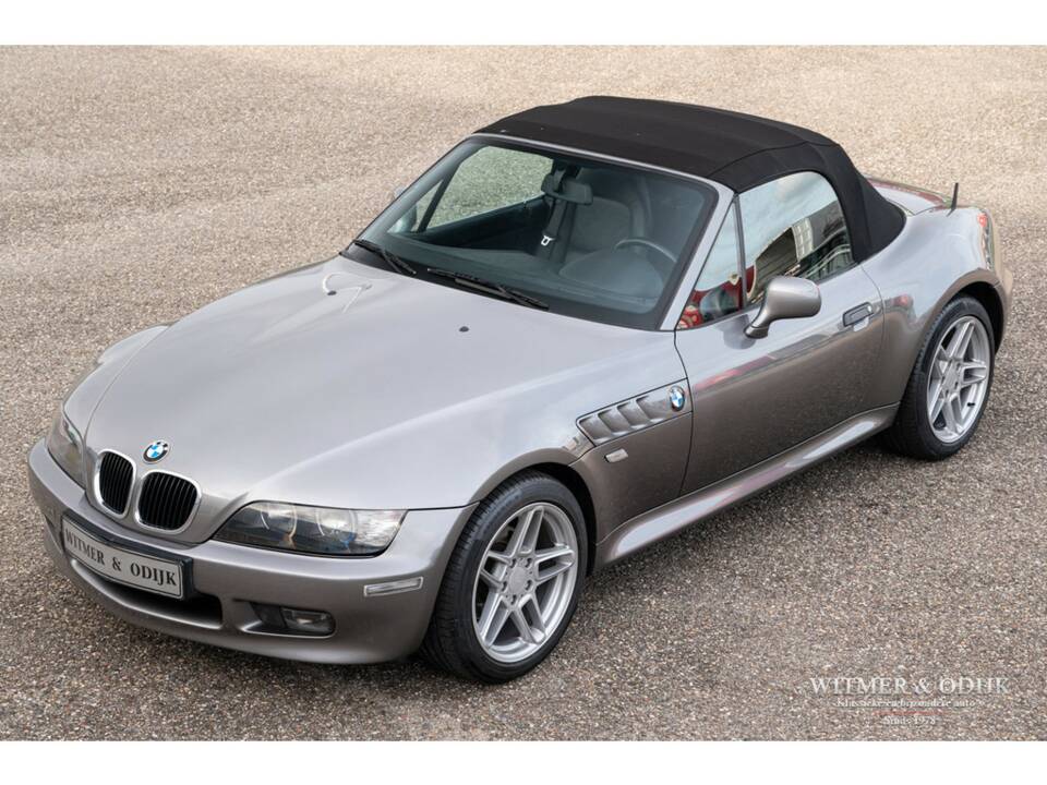 Afbeelding 17/36 van BMW Z3 1.9i (2002)