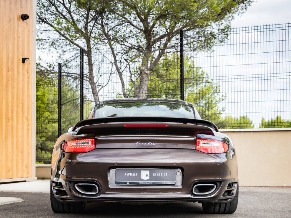 Imagen 20/50 de Porsche 911 Turbo (2009)