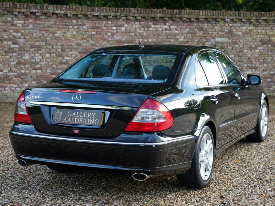 Bild 41/50 von Mercedes-Benz E 230 (2009)