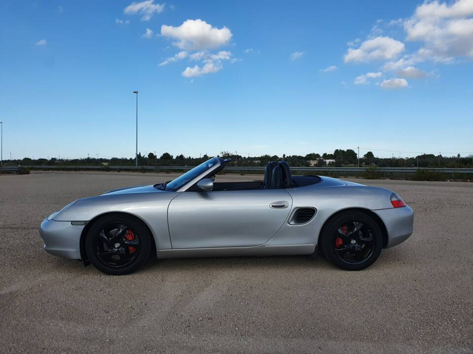 Image 2/5 of Porsche Boxster S (2001)