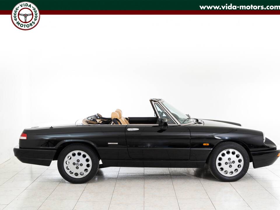 Bild 2/14 von Alfa Romeo 2.0 Spider (1992)