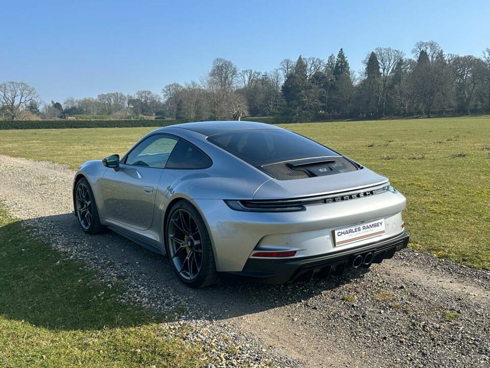 Image 7/36 of Porsche 911 GT3 Touring (2022)