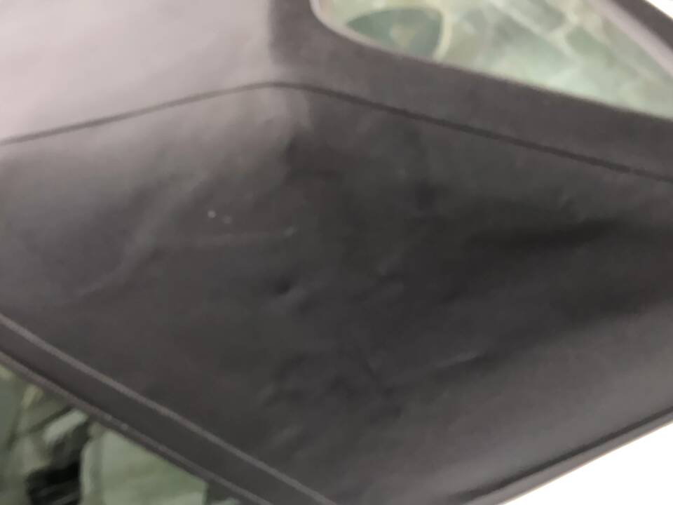 Immagine 11/22 di Volkswagen Golf Mk I Convertible 1.8 (1989)