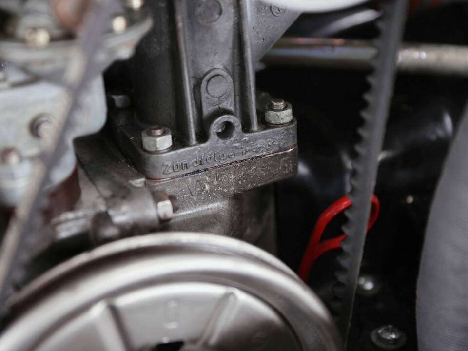 Image 30/37 of Volkswagen Beetle 1302 (1971)