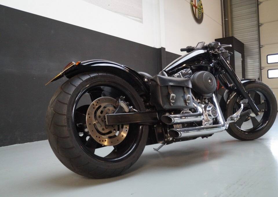 Imagen 4/50 de Harley-Davidson DUMMY (2008)