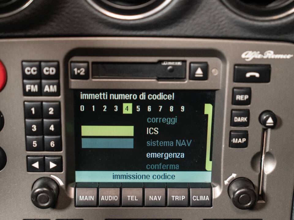 Immagine 34/48 di Alfa Romeo 166 3.0 V6 24V (1999)