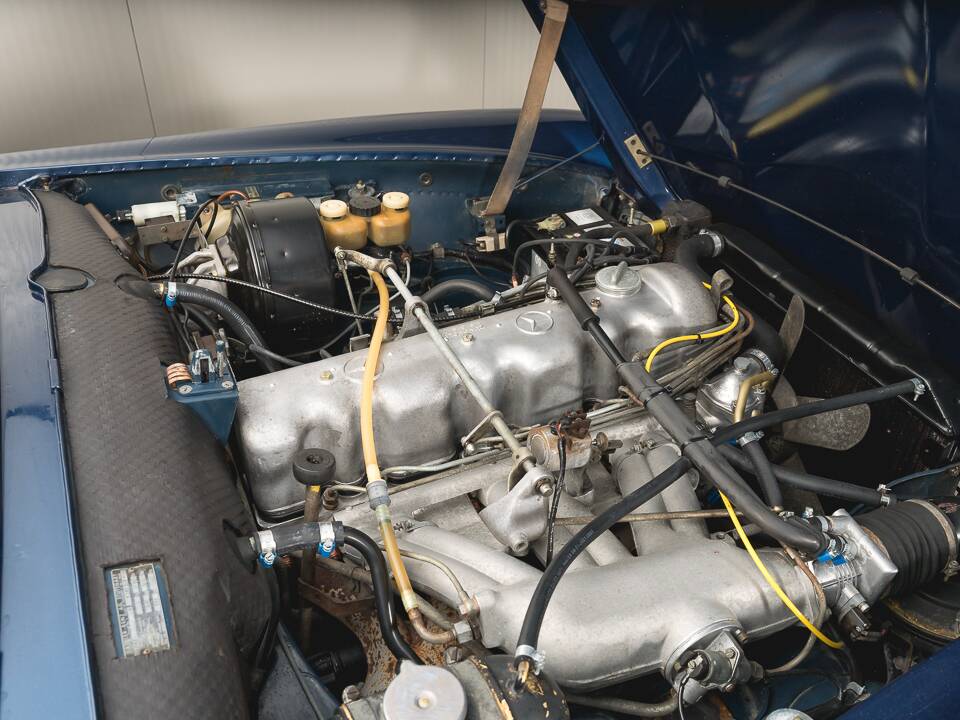 Bild 27/27 von Mercedes-Benz 280 SL (1969)