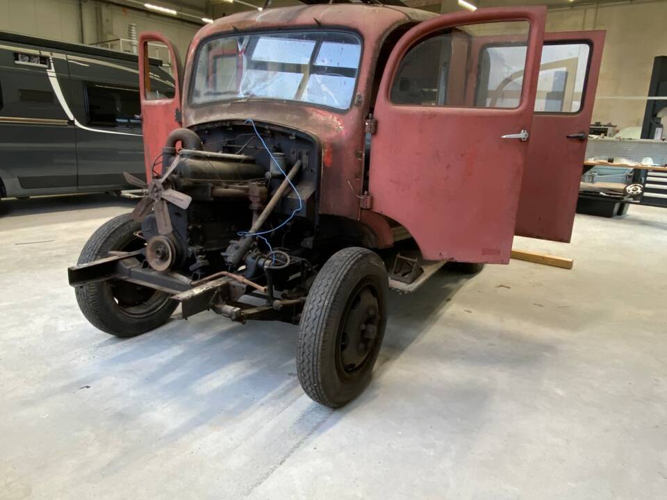 Bild 41/50 von Mercedes-Benz L 1500 S (1942)