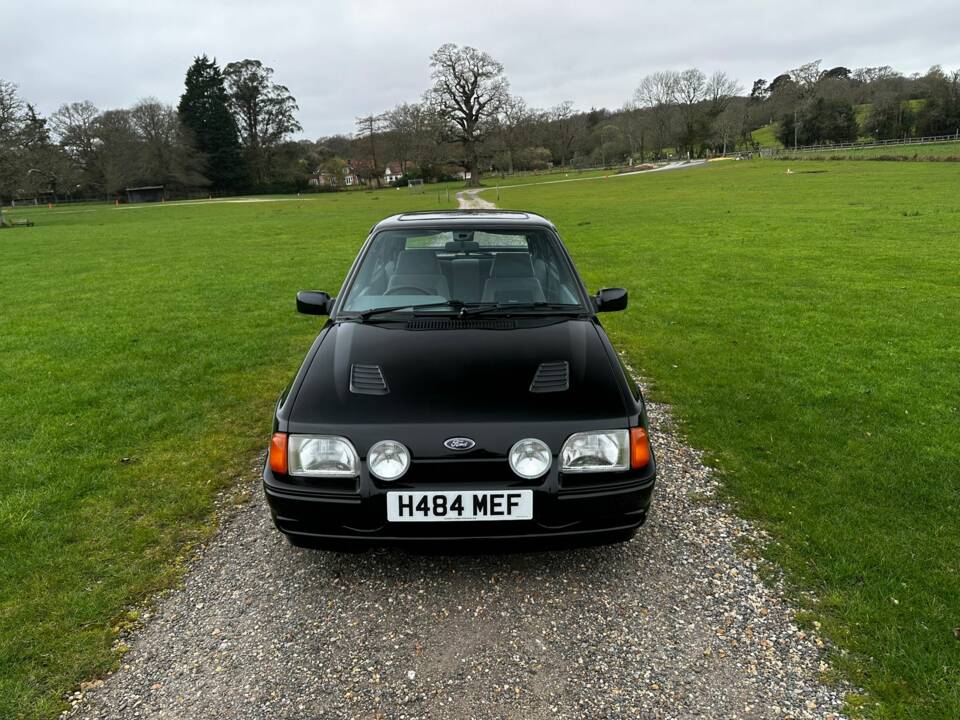 Image 17/38 de Ford Escort turbo RS (1990)