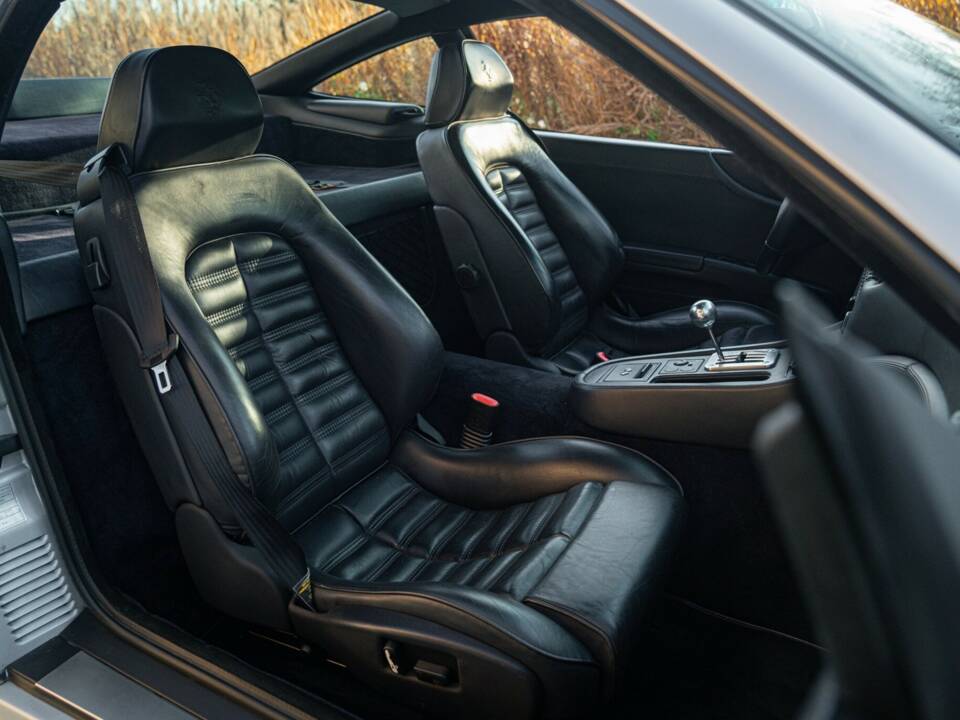 Bild 36/50 von Ferrari 550 Maranello (2001)