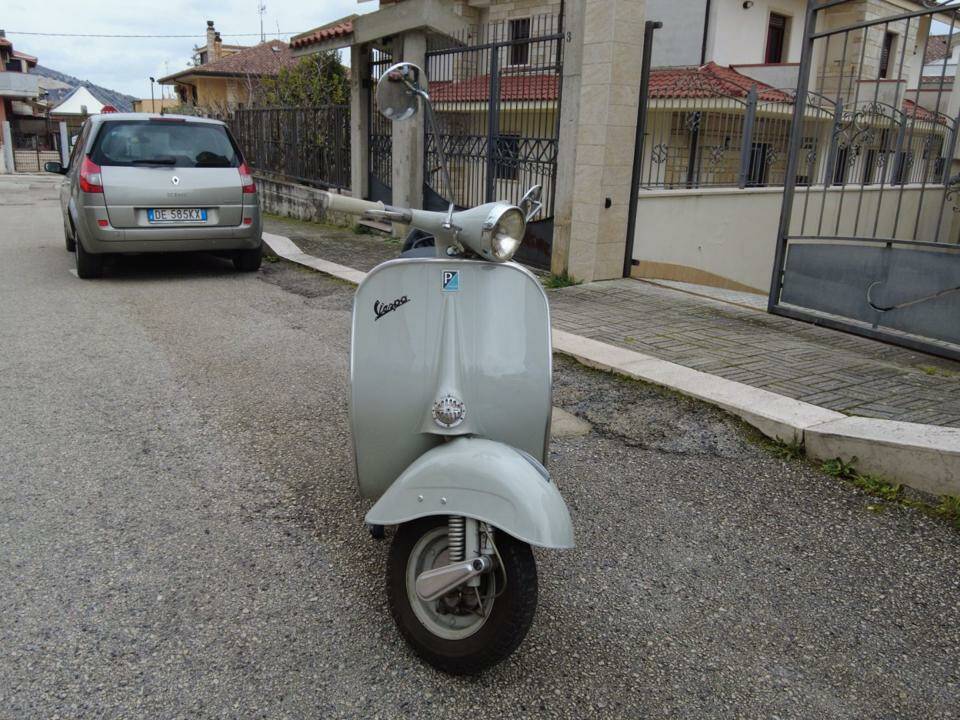Bild 2/9 von Piaggio Vespa 125 (1962)