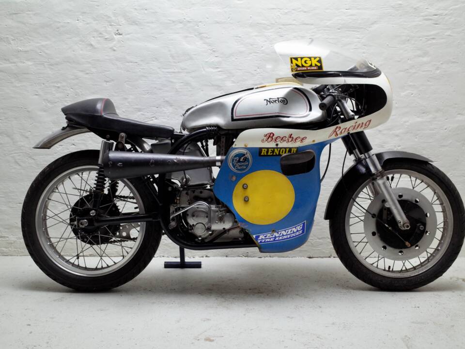 Image 1/26 of Norton Manx 500 (1955)