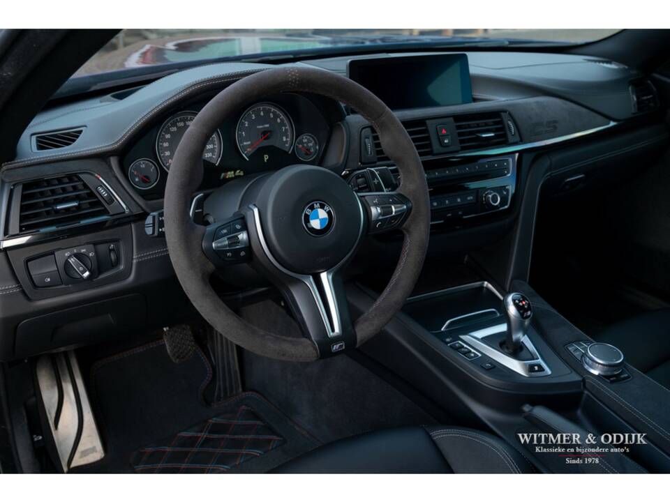 Image 9/50 of BMW M4 CS (2018)