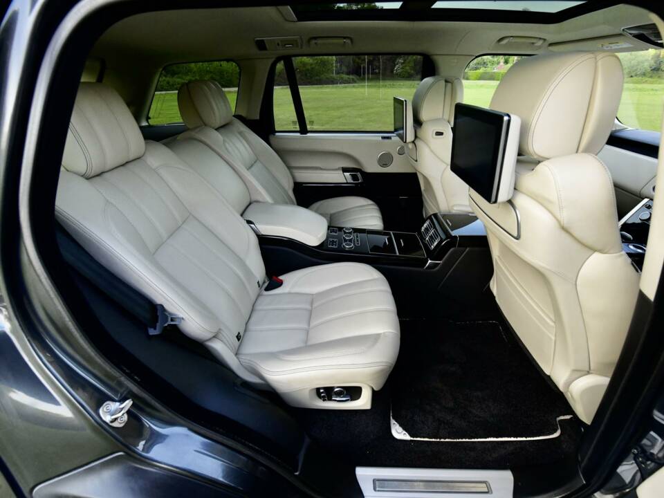 Bild 24/50 von Land Rover Range Rover Autobiography SDV8 (2017)
