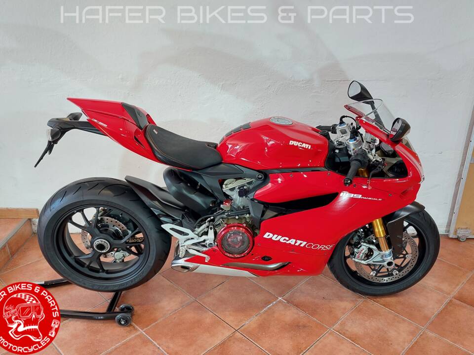 Image 4/30 of Ducati DUMMY (2012)