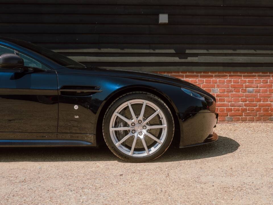 Bild 23/79 von Aston Martin V12 Vantage AMR (2018)