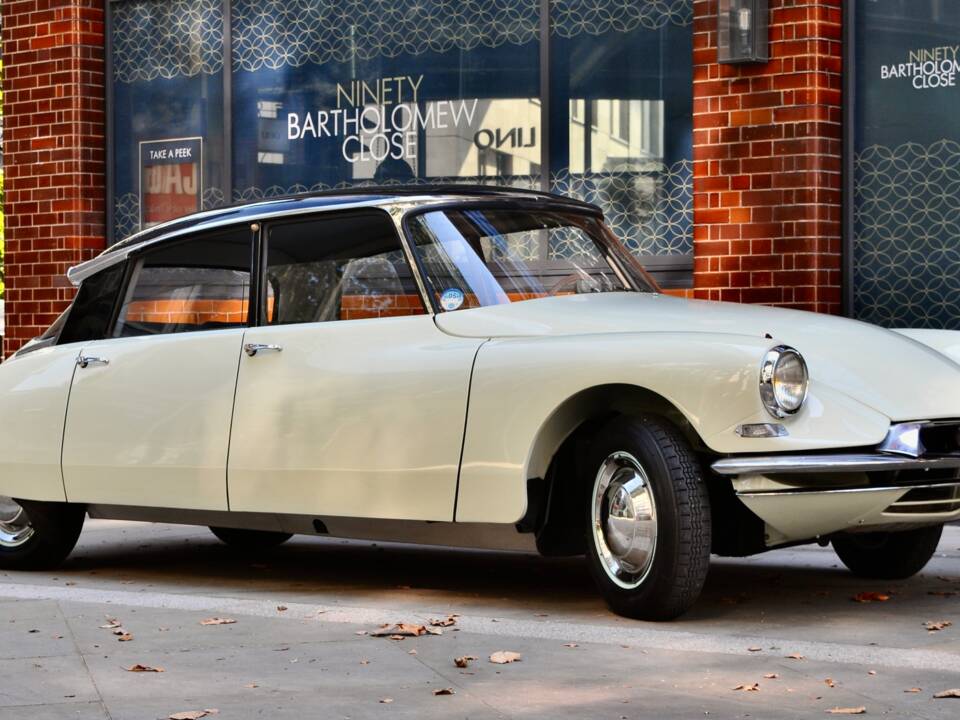 Afbeelding 31/77 van Citroën DS 19 (1958)