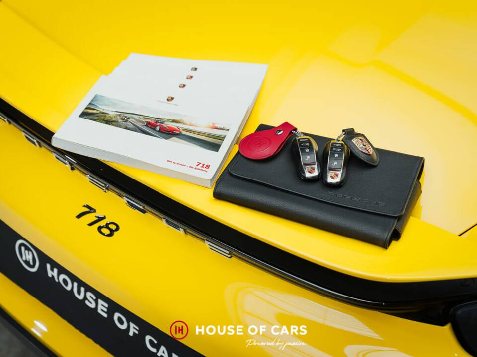 Immagine 25/25 di Porsche 718 Boxster S (2017)