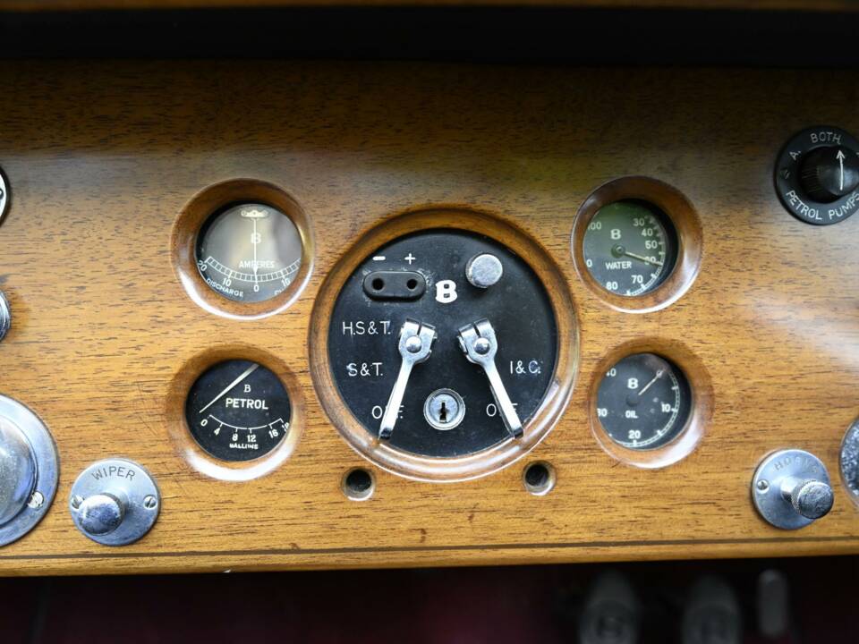 Immagine 31/50 di Bentley 4 1/4 Litre (1936)