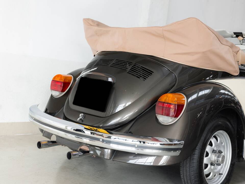 Bild 29/32 von Volkswagen Käfer 1303 LS (1978)