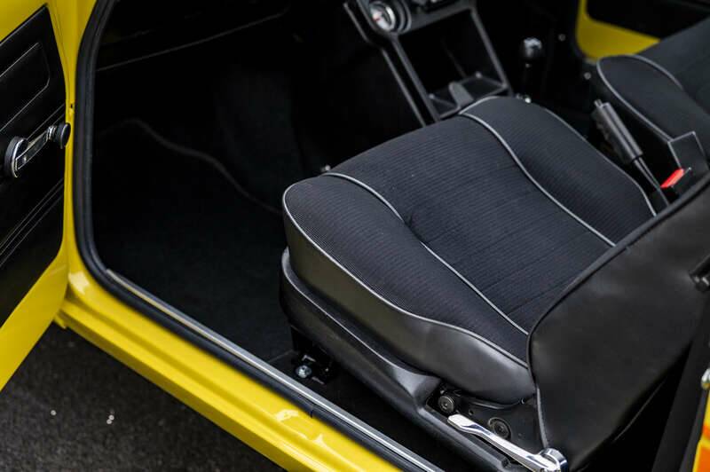 Image 25/50 of Ford Escort RS 2000 (1975)