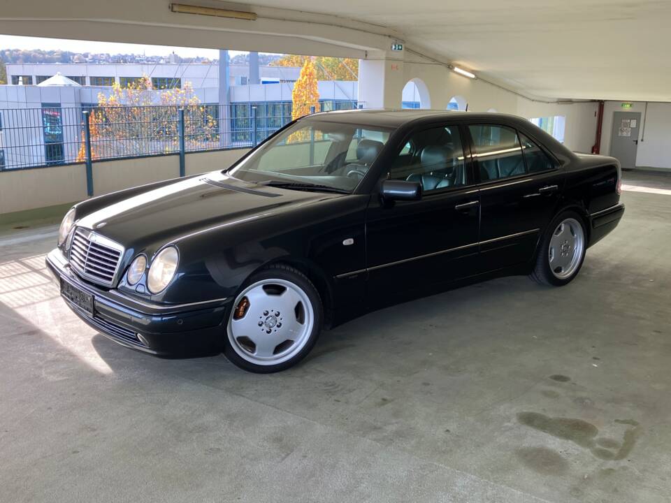 Afbeelding 4/21 van Mercedes-Benz E 50 AMG (1997)
