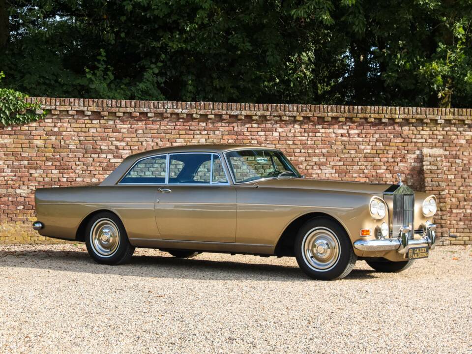 Image 43/50 of Rolls-Royce Silver Cloud III "Chinese Eyes" (1965)