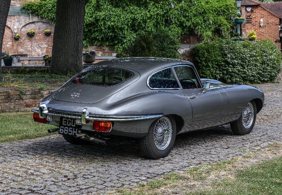 Imagen 21/30 de Jaguar E-Type (2+2) (1970)
