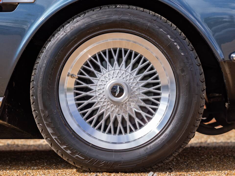 Bild 6/70 von Aston Martin V8 EFi (1988)