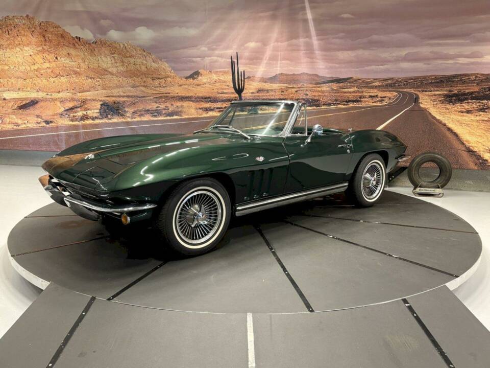 Bild 1/35 von Chevrolet Corvette Sting Ray Convertible (1965)