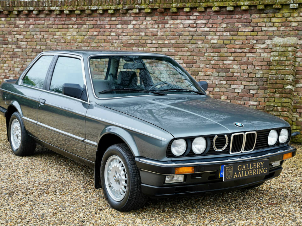 Afbeelding 28/50 van BMW 323i (1986)