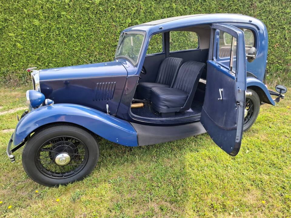 Image 13/25 of Morris Eight (1935)