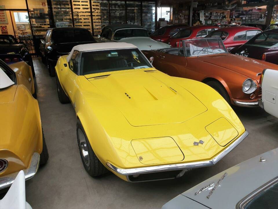 Immagine 14/34 di Chevrolet Corvette Stingray (1969)