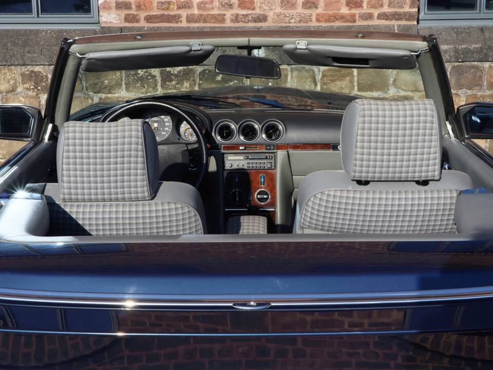 Image 5/43 of Mercedes-Benz 300 SL (1989)