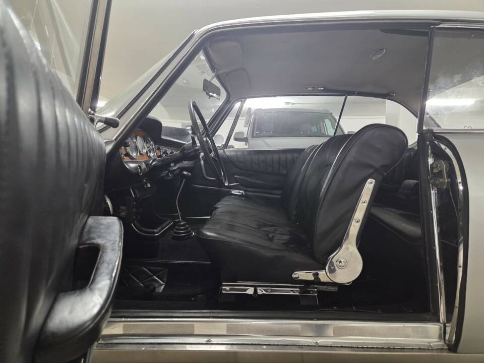 Image 9/19 of BMW 3200 CS (1964)